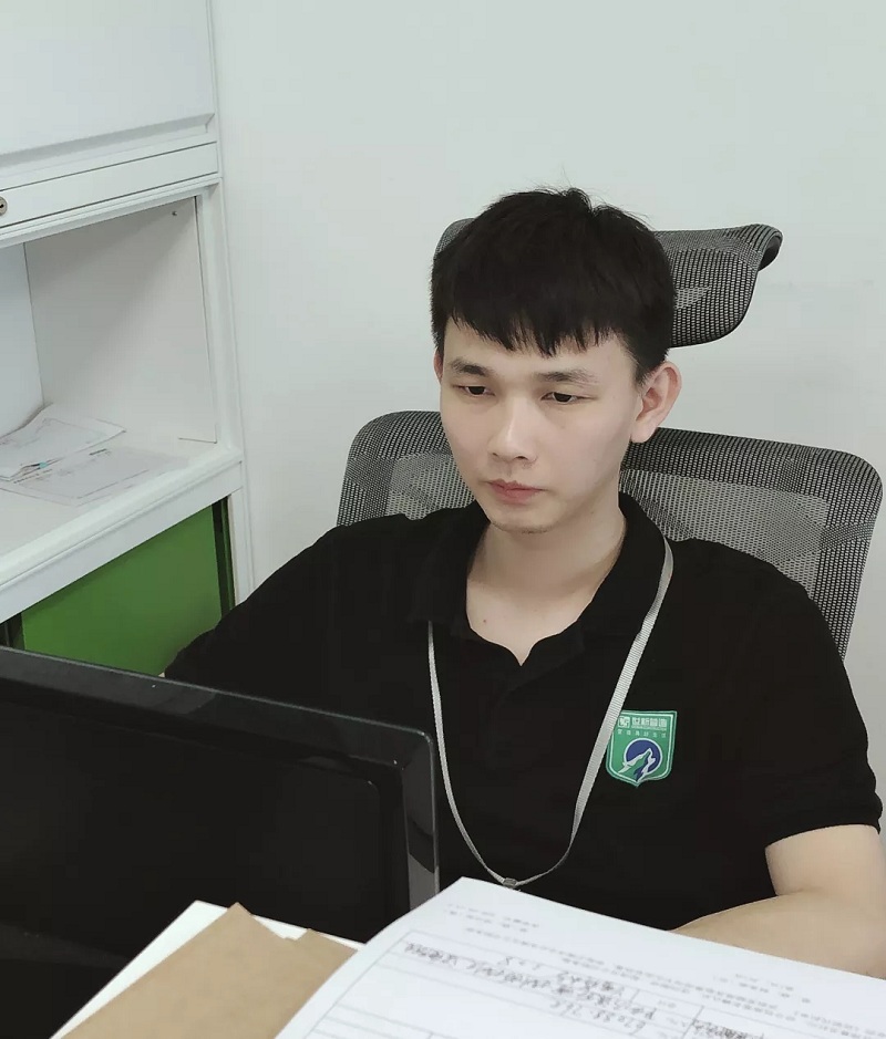 4.webp.jpg 4.webp.jpg